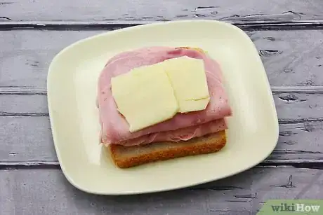 Image titled Make a Sandvich from TF2 Step 4