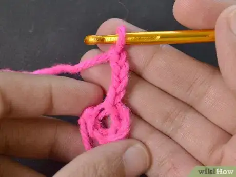 Image titled Bavarian Crochet Step 1