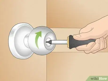 Image titled Pick Locks on Doorknobs Step 16