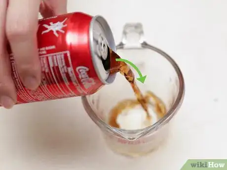 Image titled Balance a Soda Can at a 45 Degree Angle Step 1