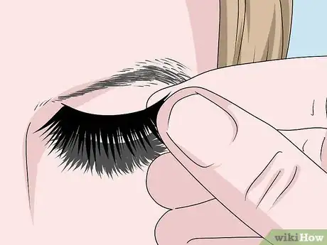 Image titled Trim False Eyelashes Step 3