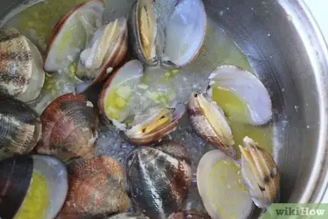 Image titled Cook Clams Step 5Bullet1