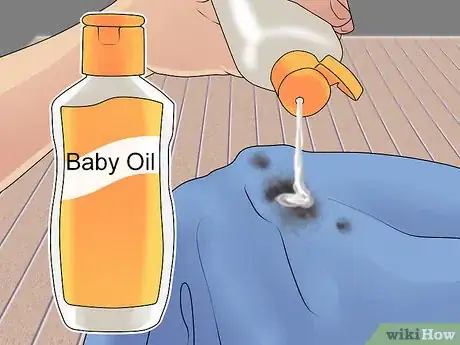 Image titled Get Gasoline Smell Out of Clothes Step 10