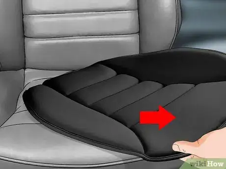 Image titled Clean Vinyl Seats Step 2