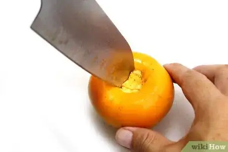 Imagen titulada Cut a Persimmon Step 3