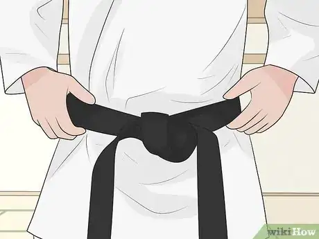 Imagen titulada Tie a Karate Belt Step 11