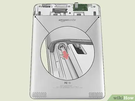 Imagen titulada Replace a Kindle Battery Step 20