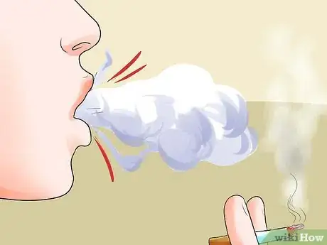 Imagen titulada Learn Smoking Tricks Step 7