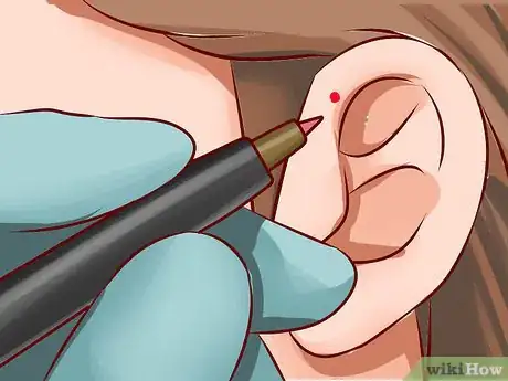 Imagen titulada Do a Self Piercing at Home Step 4