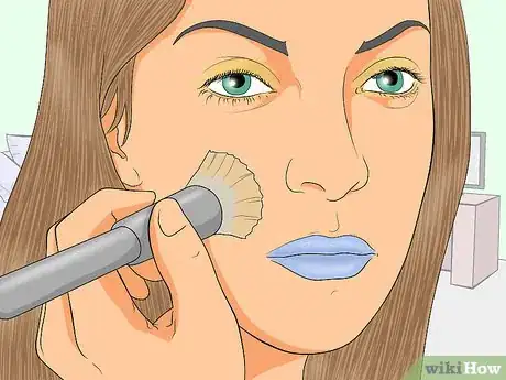 Imagen titulada Wear Blue Lipstick Step 10