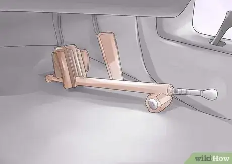 Imagen titulada Choose the Best Anti Theft Devices to Protect Your Car Step 5