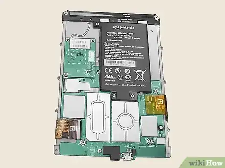 Imagen titulada Replace a Kindle Battery Step 10