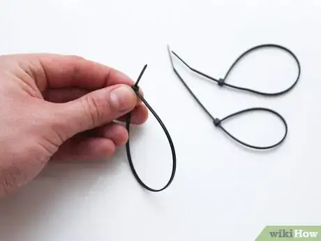 Imagen titulada Open Cable Ties Step 6