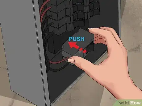 Imagen titulada Wire a Breaker Circuit Step 15