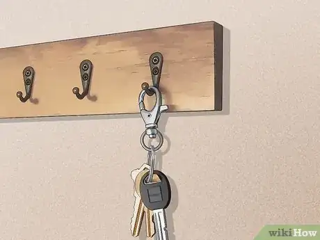 Imagen titulada Keep Track of Your Keys Step 4