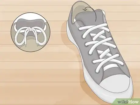 Imagen titulada Hide Shoelaces Step 10