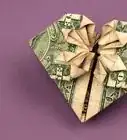 hacer un corazón con un billete