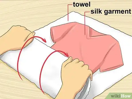 Imagen titulada Wash Silk Garments Step 12