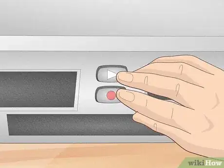 Imagen titulada Transfer VHS Tapes to DVD or Other Digital Formats Step 10