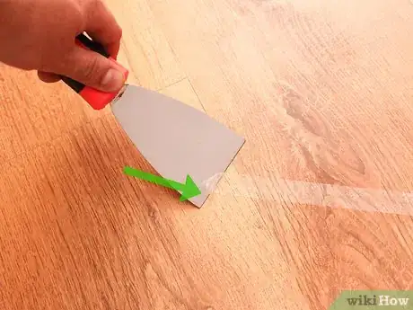 Imagen titulada Remove Adhesive from a Hardwood Floor Step 5