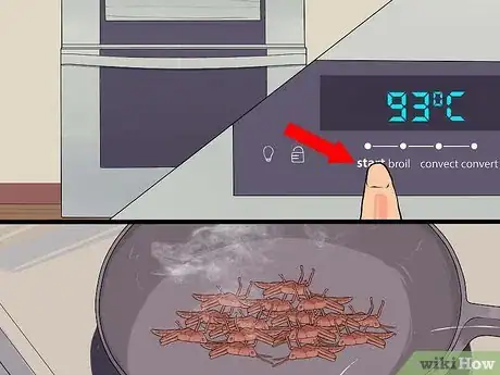 Imagen titulada Cook Grasshoppers Step 6