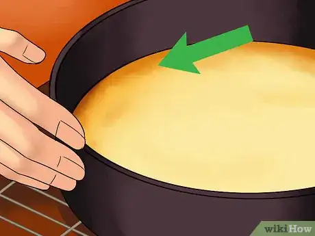 Imagen titulada Tell if a Cheesecake Is Done Step 6