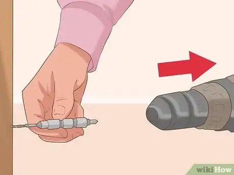 Imagen titulada Use a Drill Safely Step 12