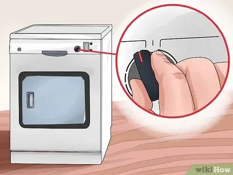 Imagen titulada Stop Shoes from Banging in the Dryer Step 3