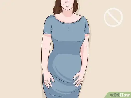 Imagen titulada Dress if You've Got an Hourglass Figure Step 2