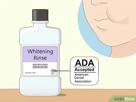 Imagen titulada Whiten Teeth Step 4