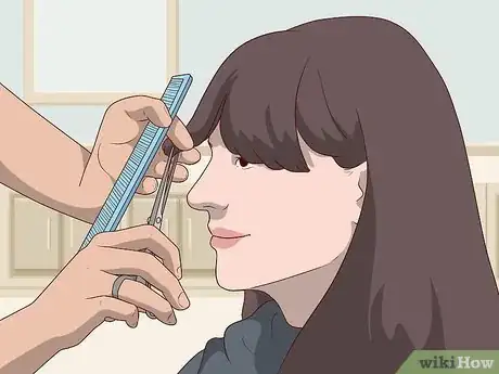 Imagen titulada Stop Your Bangs from Separating Step 8