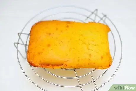 Imagen titulada Bake a Pound Cake Step 14