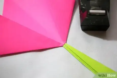 Imagen titulada Make an Origami Flower Step 10Bullet1