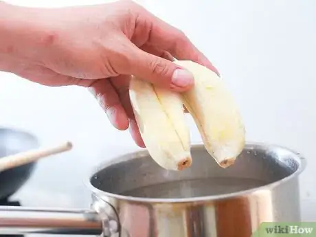 Imagen titulada Cook Green Bananas Step 6