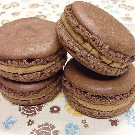 Imagen titulada Yes, Yes...Ohhhhh Yes! Chocolate peanut butter macarons.