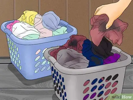 Imagen titulada Sort Laundry Step 4