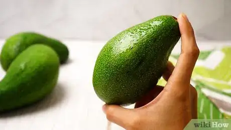 Imagen titulada Tell if an Avocado Is Ripe Step 2