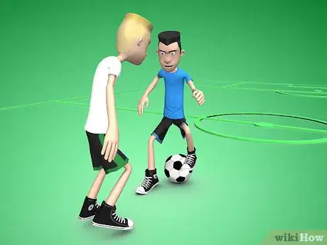 Imagen titulada Dribble a Soccer Ball Past an Opponent Step 5