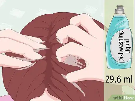 Imagen titulada Get Oil Out of Hair Step 4