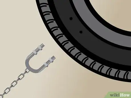 Imagen titulada Make a Tire Swing Step 24