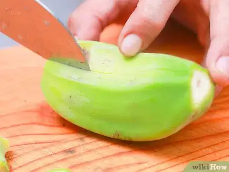 Imagen titulada Cook Green Bananas Step 2