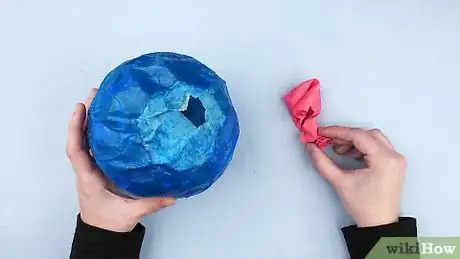 Imagen titulada Make Papier Mâché Eggs Step 20