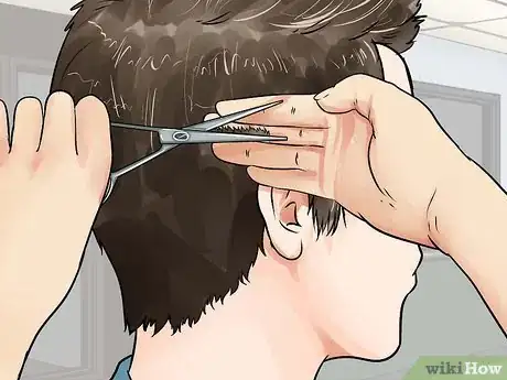 Imagen titulada Have a Neat, Clean Cut Appearance Step 10