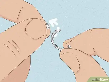 Imagen titulada Put a Hoop Nose Ring in Step 2