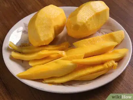 Imagen titulada Make Mango Puree Step 2