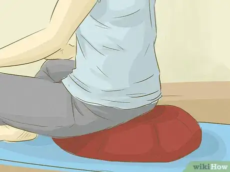 Imagen titulada Sit During Zen Meditation Step 1