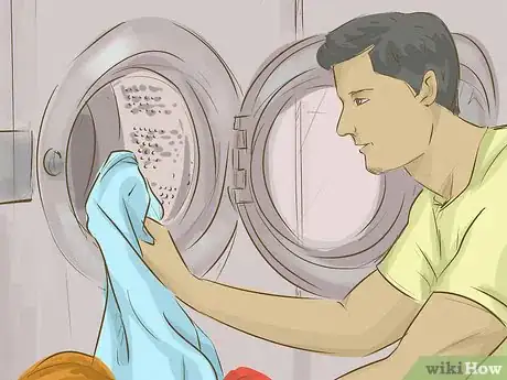 Imagen titulada Naturally Soften Laundry Step 6