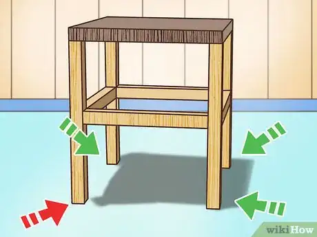 Imagen titulada Level Table Legs Step 1