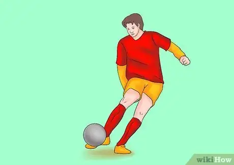 Imagen titulada Trick People in Soccer Step 9