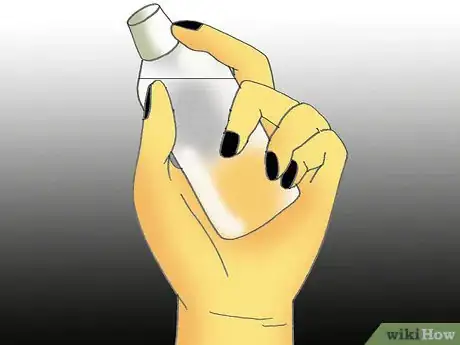 Imagen titulada Paint Your Nails for School if You Are a Guy Step 4